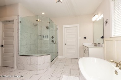 ***PRICE REDUCTION!!!***MOVE-IN READY!!!*** Welcome home to this - photo 18