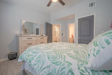 Enjoy the best of waterfront living at Gables of Copano Vista! - photo 20
