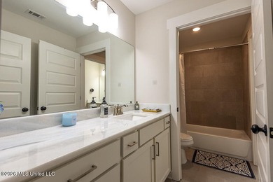 ***PRICE REDUCTION!!!***MOVE-IN READY!!!*** Welcome home to this - photo 24