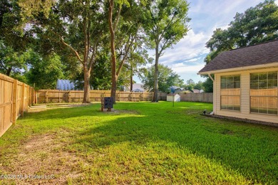Beautifully updated and move-in ready! This charming 3-bedroom - photo 9