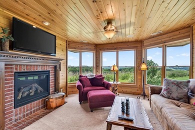 Hart DeNoble Masterpiece on 14.97 acres-Middleton Schools. This - photo 32