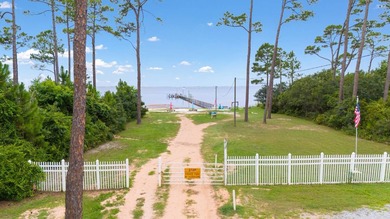This is not your typical Gulf Breeze dirt listing, and it should - photo 7