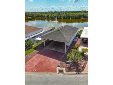 (private lake, pond, creek) Home For Sale in Titusville Florida