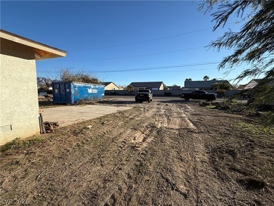 FULLY REMODLED 1 STORY HOME ON 1 ACRE LOT*POPULAR NW AREA*ZONED