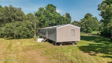 Income-Producing Property or Perfect First Home with Workshop! - photo 7