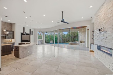 Luxury living in Dominion! Sprawling 1-story - photo 14