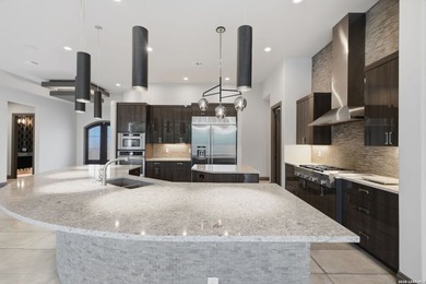 Luxury living in Dominion! Sprawling 1-story - photo 15