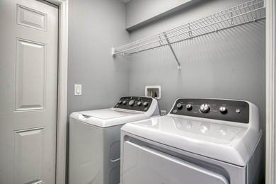 Motivated Seller! Welcome to this 2025 fabulous brand new single - photo 18