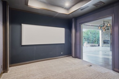 Luxury living in Dominion! Sprawling 1-story - photo 18