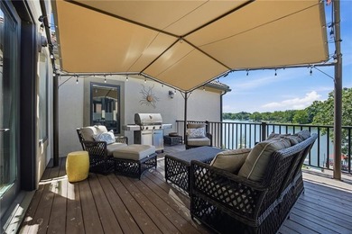 Very rare opportunity to own a stunning first-tier home on - photo 21