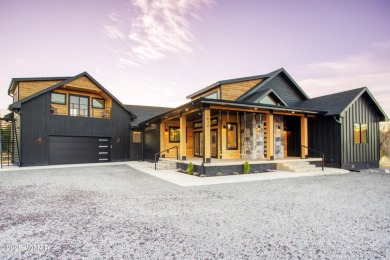 Lake Home For Sale in Show Low, Arizona