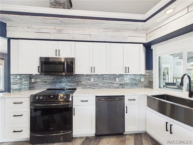Welcome to 9 Plumbago Court, a well-maintained 3-bedroom, 2-bath - photo 4