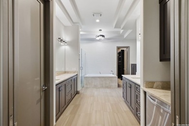 Luxury living in Dominion! Sprawling 1-story - photo 30