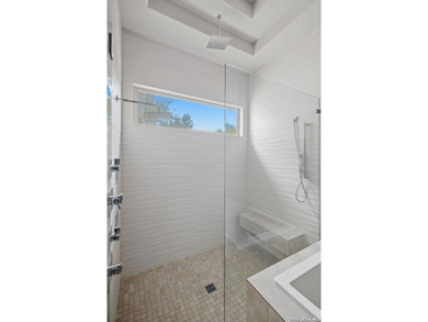 Luxury living in Dominion! Sprawling 1-story - photo 32