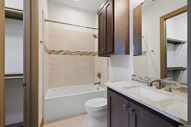 Luxury living in Dominion! Sprawling 1-story - photo 37
