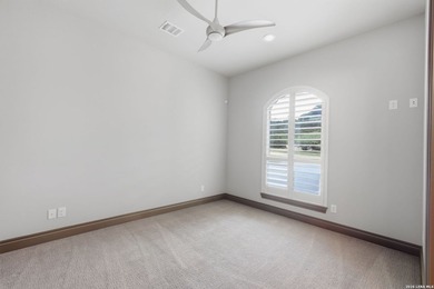 Luxury living in Dominion! Sprawling 1-story - photo 41