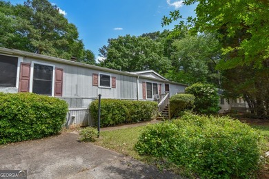 Investor special! Situated on approx. 0.44acre lot with existing - photo 4