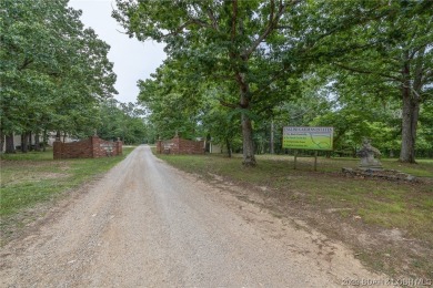 7.24 Acres in English Gardens offering lake access via boat ramp - photo 3