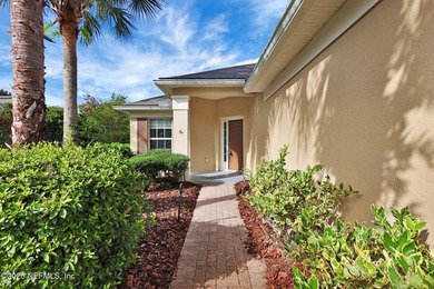 Step inside this meticulously maintained 3-bedroom, 2-bathroom - photo 5