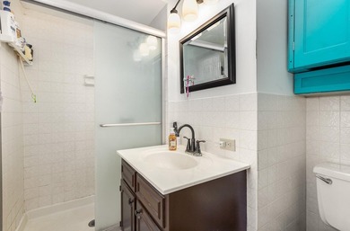 **Seller is offering up to $10k towards a 2-1 rate buy down w/ - photo 17