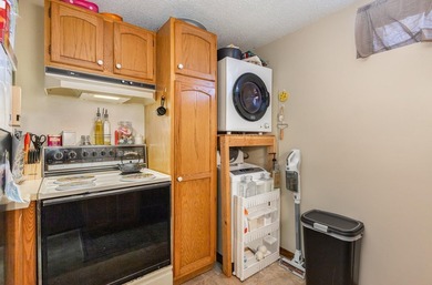 **Seller is offering up to $10k towards a 2-1 rate buy down w/ - photo 21