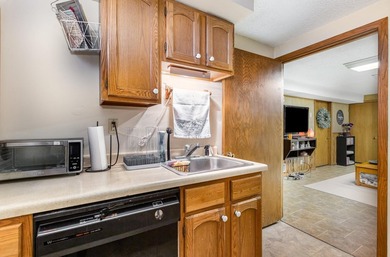 **Seller is offering up to $10k towards a 2-1 rate buy down w/ - photo 22