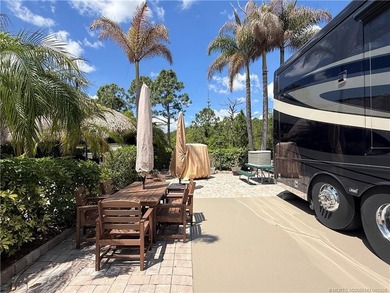 An exceptional opportunity to secure an oversized lot backing - photo 3