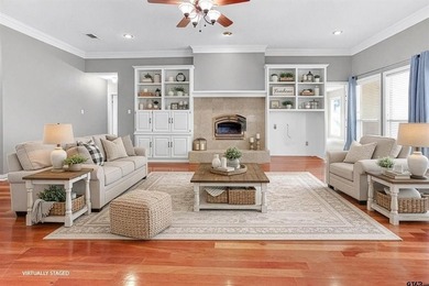 Welcome to 532 Dogwood Lane in the gated Hideaway Lake - photo 4