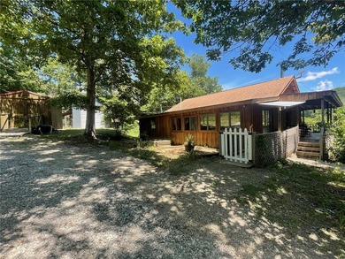 Welcome home to your Ozark oasis on the beautiful George's - photo 1