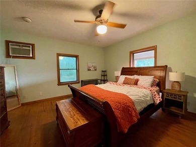 Welcome home to your Ozark oasis on the beautiful George's - photo 6