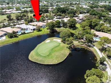 Golf & Lake Views on the 14th Hole. Resort-style living at its - photo 5