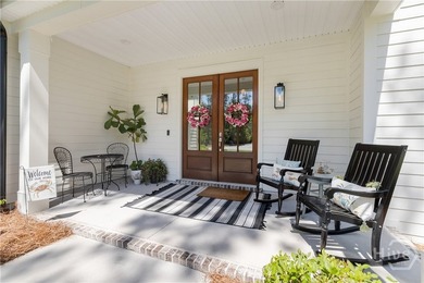 $10,000 TOWARDS CLOSING COSTS! Welcome to this stunning like-new - photo 6