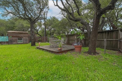 Welcome to this beautifully updated coastal rambler, where - photo 7