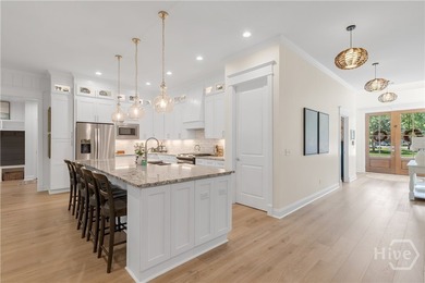 $10,000 TOWARDS CLOSING COSTS! Welcome to this stunning like-new - photo 9