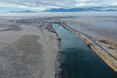 Sportsman paradise featuring 3200 feet of Williamson River - photo 10