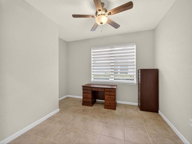 Welcome to this beautifully maintained 2-bedroom plus den - photo 10
