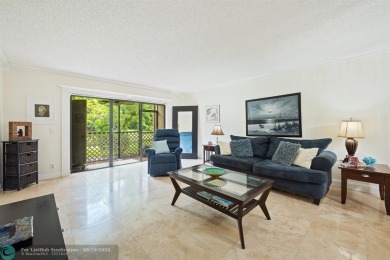 Weston Lakes Condo For Sale in Weston Florida