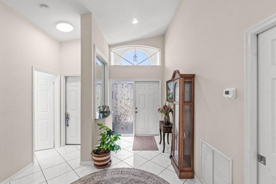 Welcome to easy Florida living in the highly desirable 55+ - photo 3