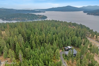 Tucked away in a secluded private cul-de-sac, this 1.71-acre - photo 15