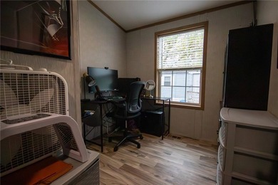 This charming 3-bedroom, 2 full bath single-wide home offers - photo 17
