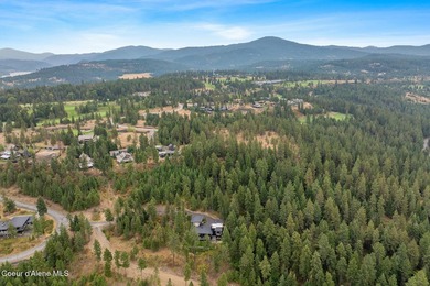 Tucked away in a secluded private cul-de-sac, this 1.71-acre - photo 18