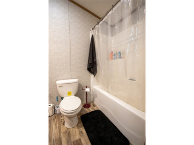 This charming 3-bedroom, 2 full bath single-wide home offers - photo 22