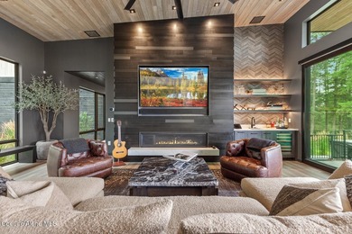 Tucked away in a secluded private cul-de-sac, this 1.71-acre - photo 26