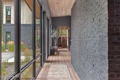 Tucked away in a secluded private cul-de-sac, this 1.71-acre - photo 35