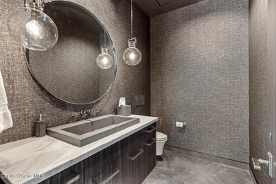 Tucked away in a secluded private cul-de-sac, this 1.71-acre - photo 36