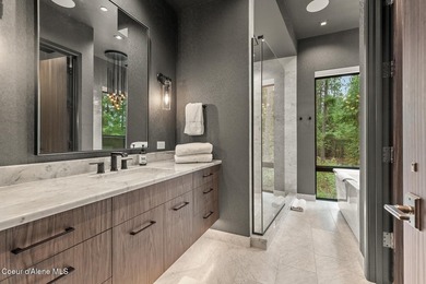 Tucked away in a secluded private cul-de-sac, this 1.71-acre - photo 39