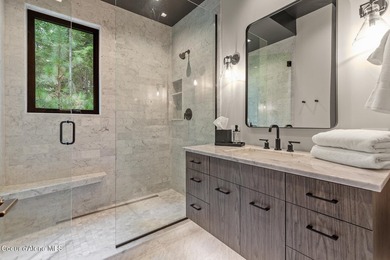 Tucked away in a secluded private cul-de-sac, this 1.71-acre - photo 42