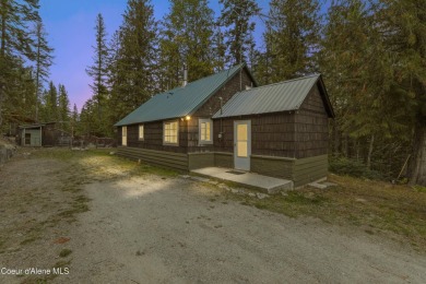 Lake Home For Sale in Nordman, Idaho