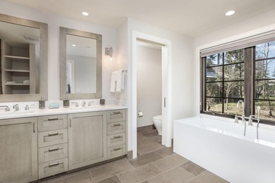Spectacular 4 bed, 4.5 bath Cottage located in The Homestead at - photo 12