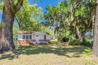 This is your chance to have a one-level home on over 1/2 acre! - photo 4